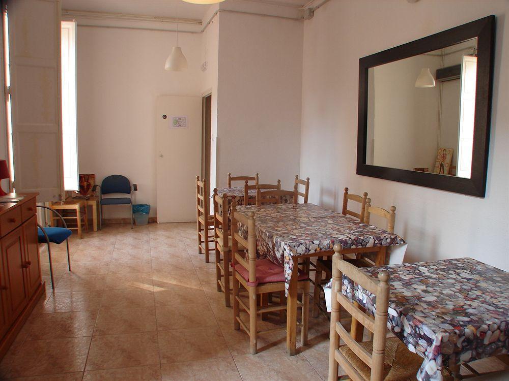 Affittacamere Break Bcn - & Coffeebar Barcellona